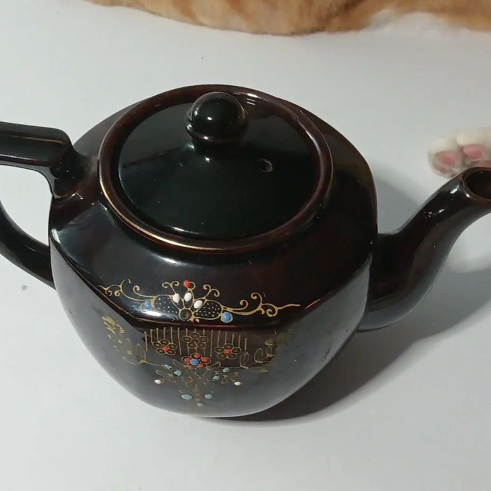 Japan 1940’s Vintage Moriage Brown Teapot LARGE